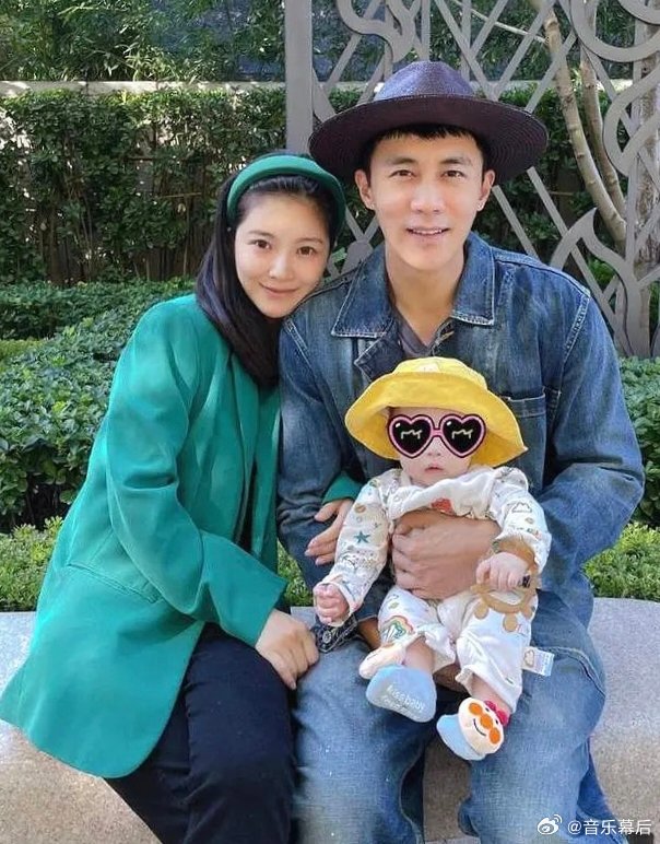 杜淳妻子王灿自述恐飞症加重关于杜淳的妻子王灿自述恐飞症加重的消息，目前并没有明确的新闻报道或官方声明。