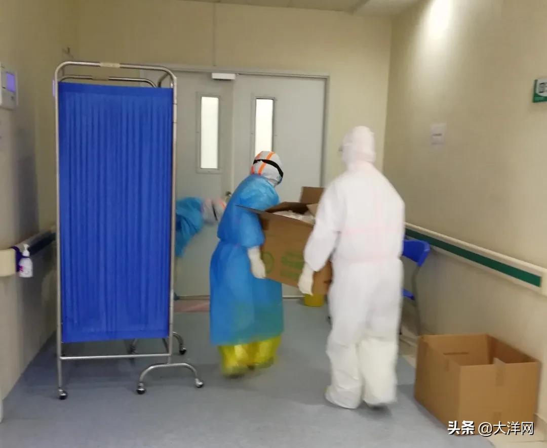 两男子退房留下满屋垃圾两男子退房留下满屋垃圾，引发社会关注与反思