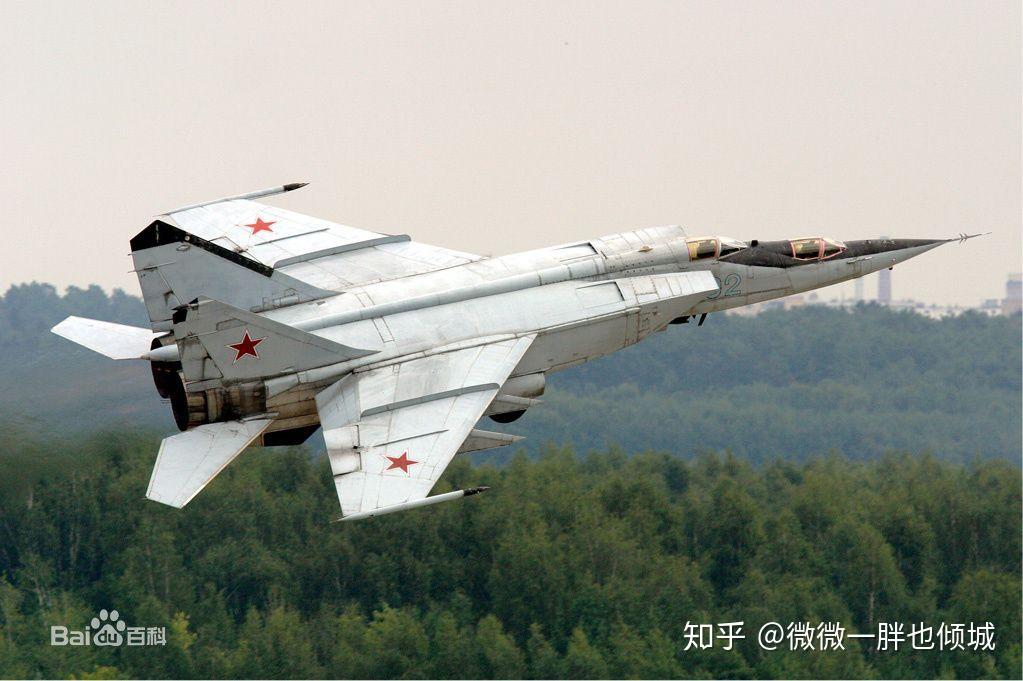 国防部谈九三阅兵：能战方能止战中国人民解放军国防部在谈到九三阅兵时表示，能战方能止战。这是对军队战斗力建设的深刻认识和坚定信念。一支强大的军队，必须拥有强大的战斗力，才能够保卫国家安全和维护国家利益。因此，国防部和军队一直在努力加强战斗力建设，不断提高军队的战斗力和作战能力。